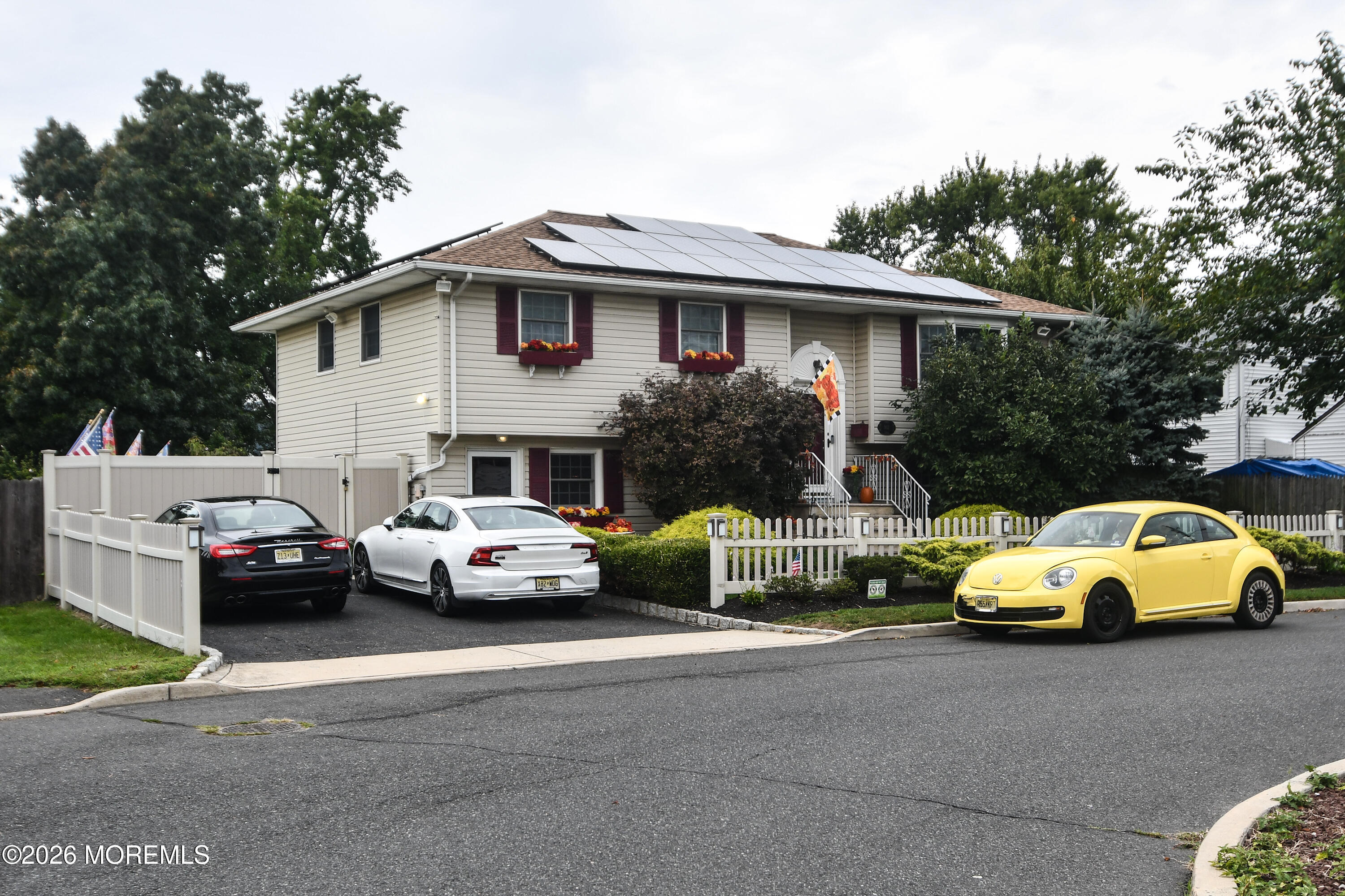 902 10th Street Union Beach NJ 07735