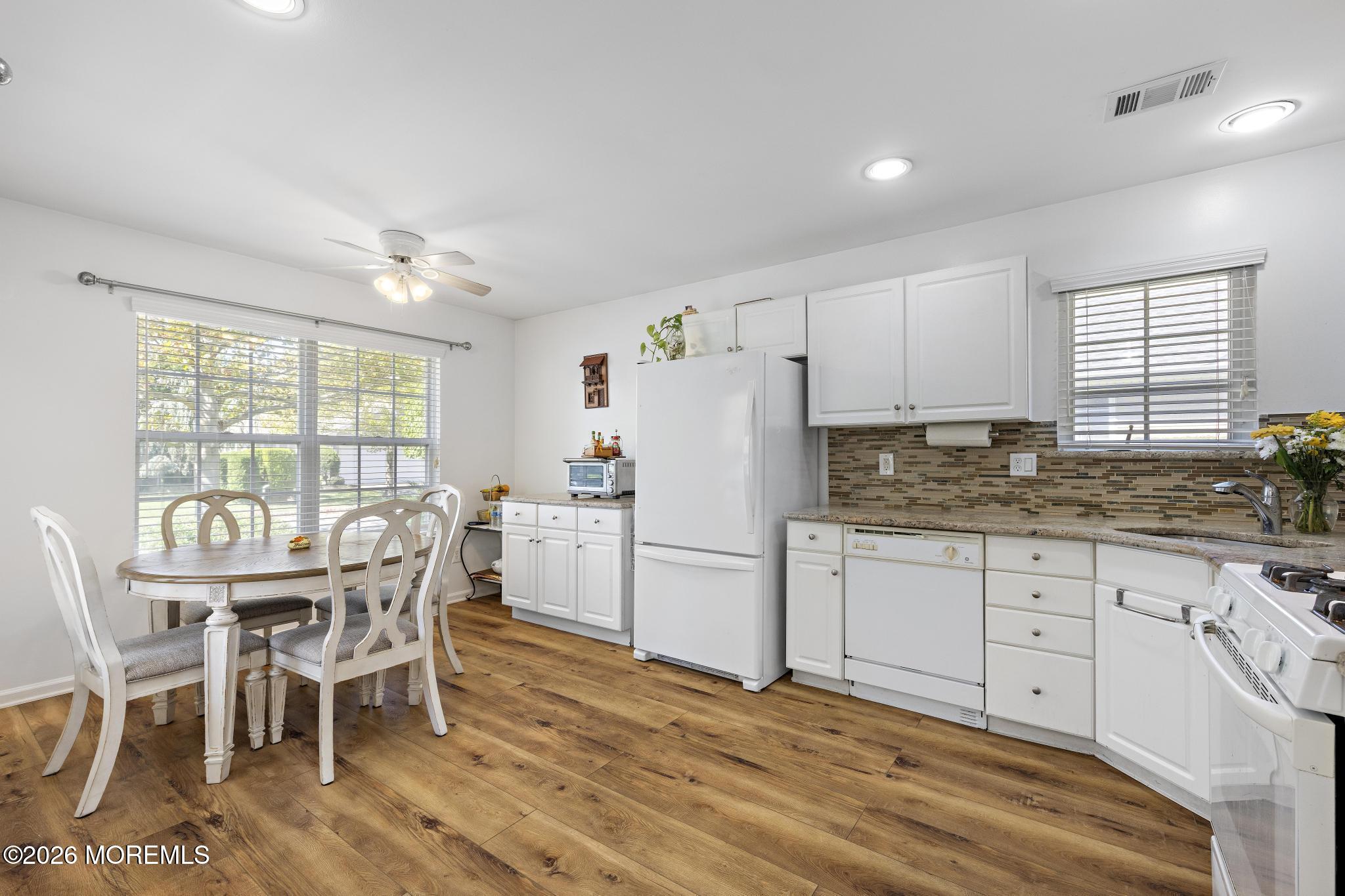 9 Skylark Lane Lakewood NJ 08701