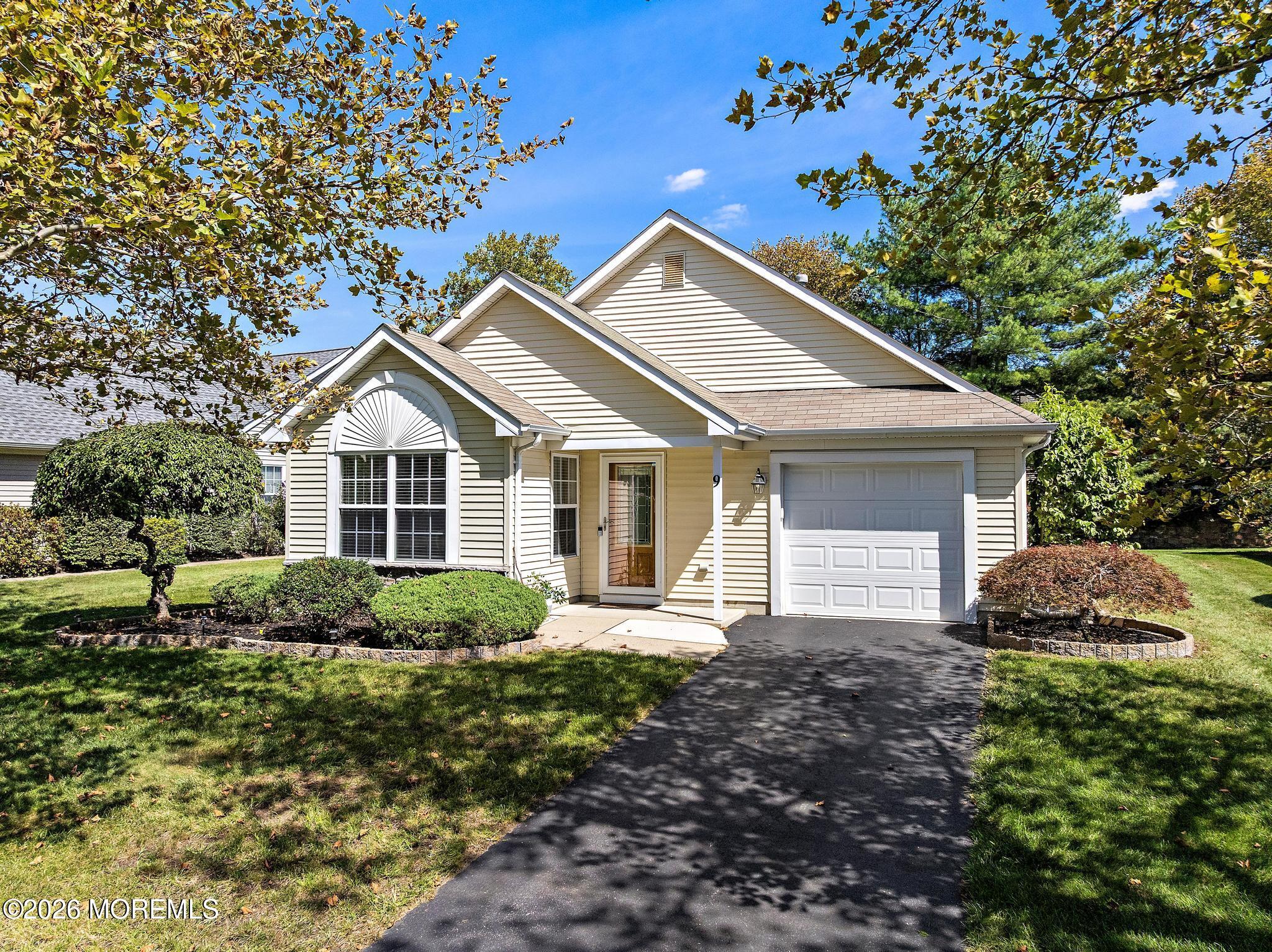 9 Skylark Lane Lakewood NJ 08701
