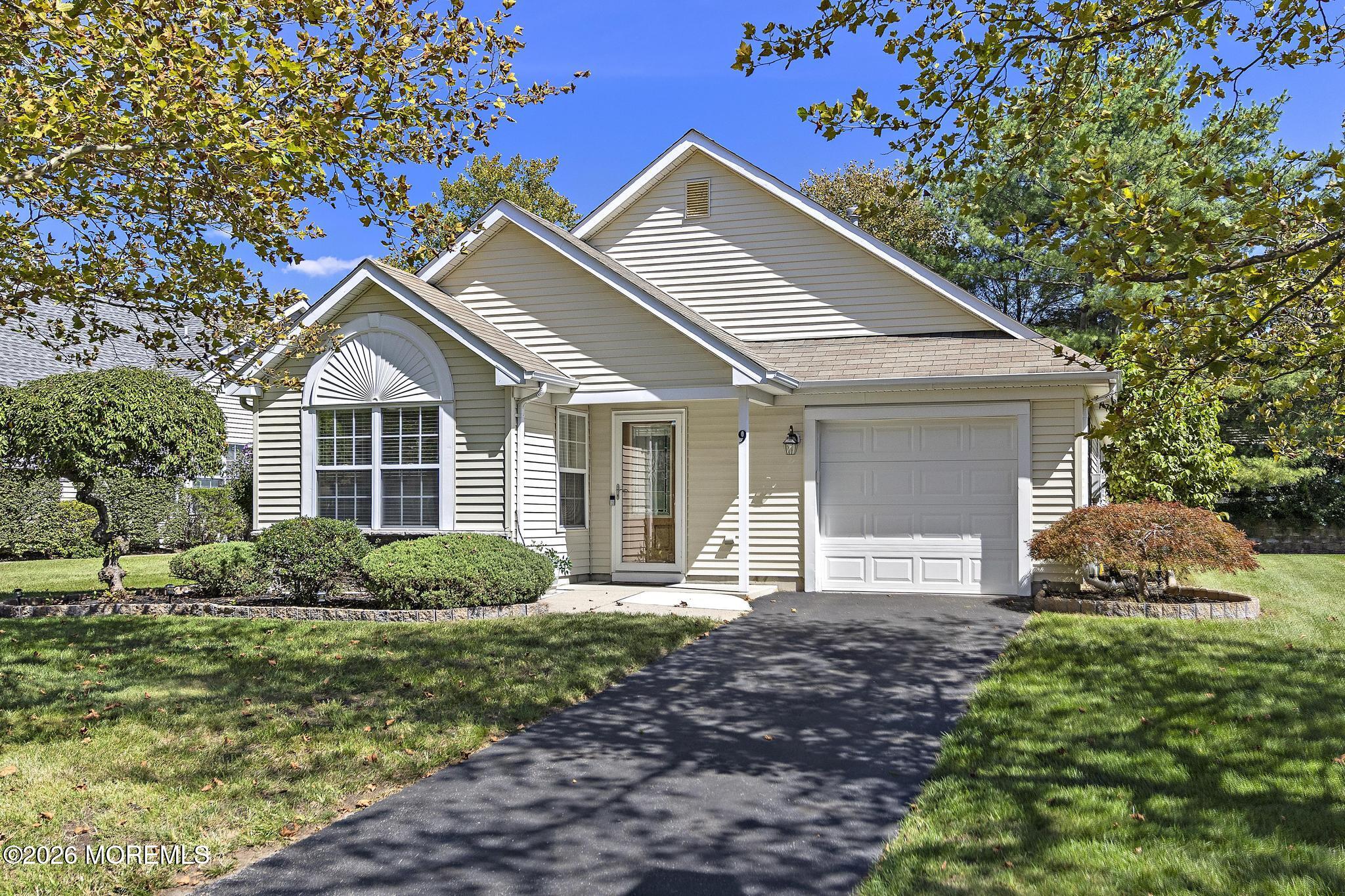 9 Skylark Lane Lakewood NJ 08701