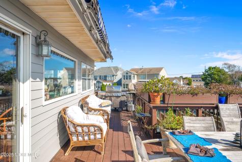 1700 Rue Mirador Point Pleasant NJ 08742