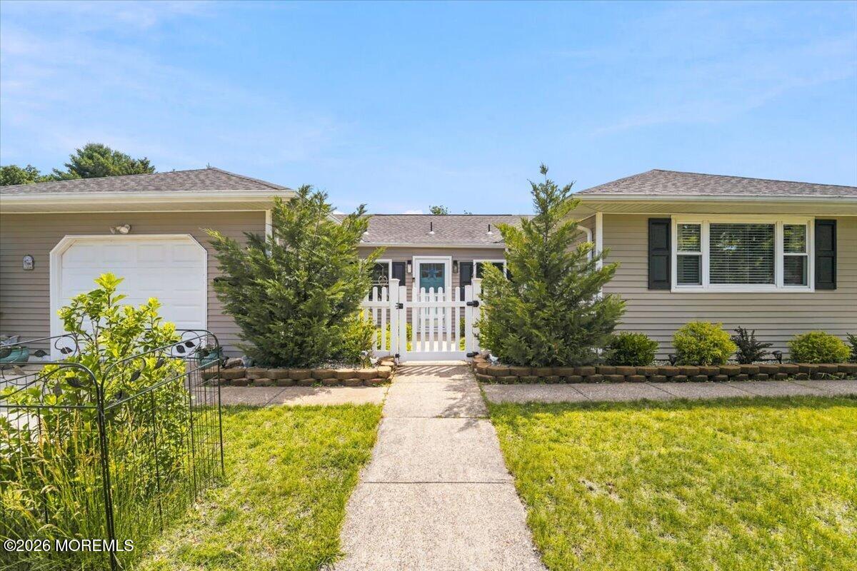 20 Le Lamentin Drive Toms River NJ 08757