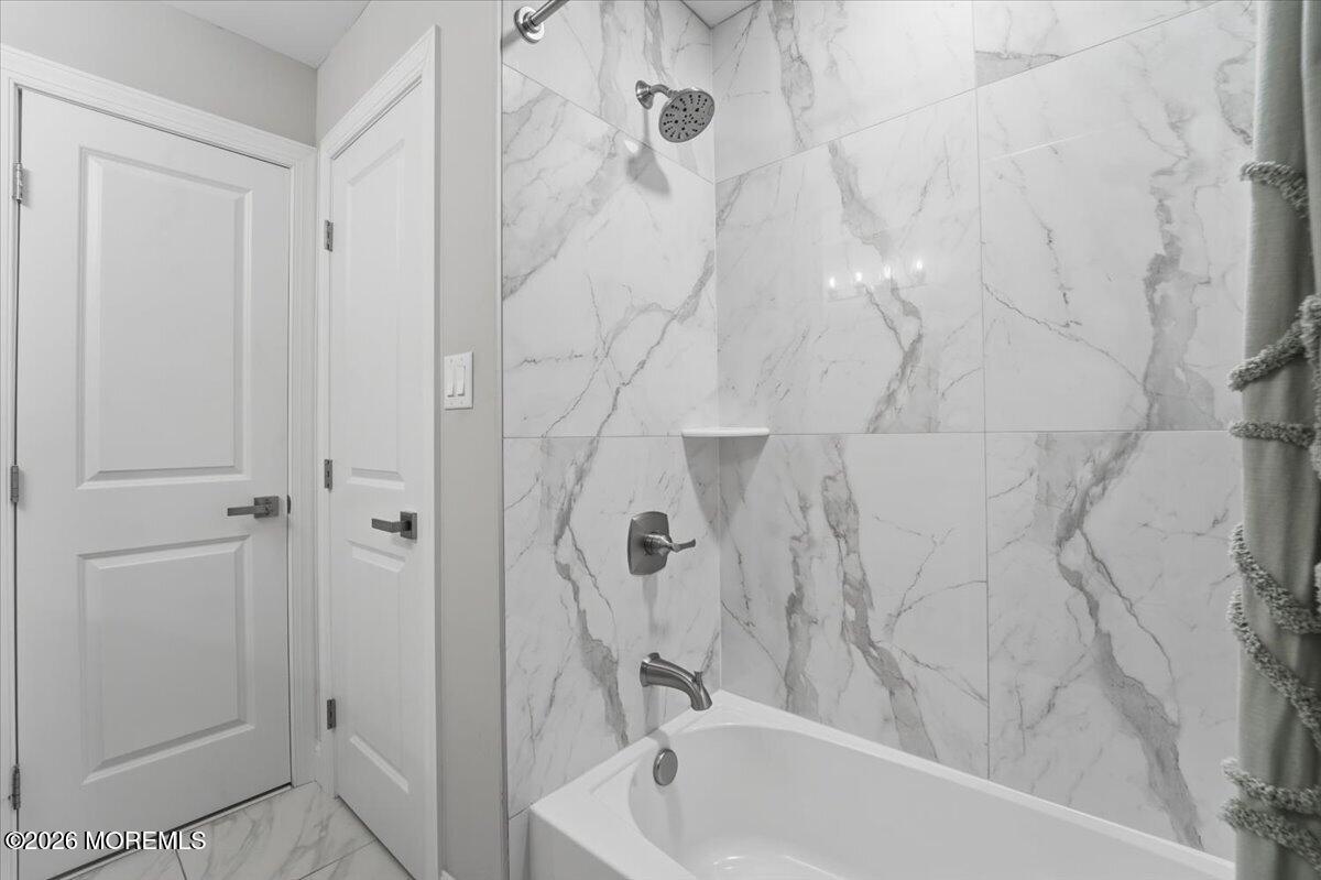 20 Le Lamentin Drive Toms River NJ 08757