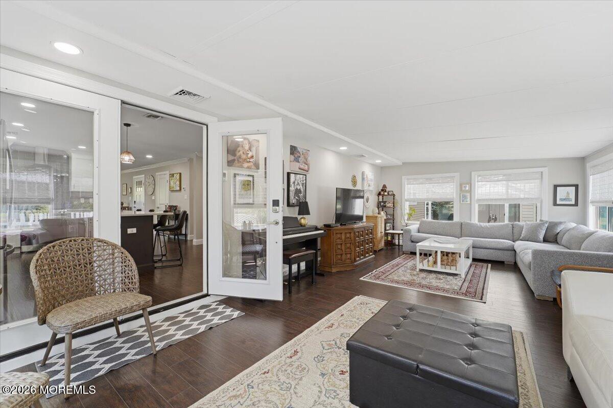 20 Le Lamentin Drive Toms River NJ 08757