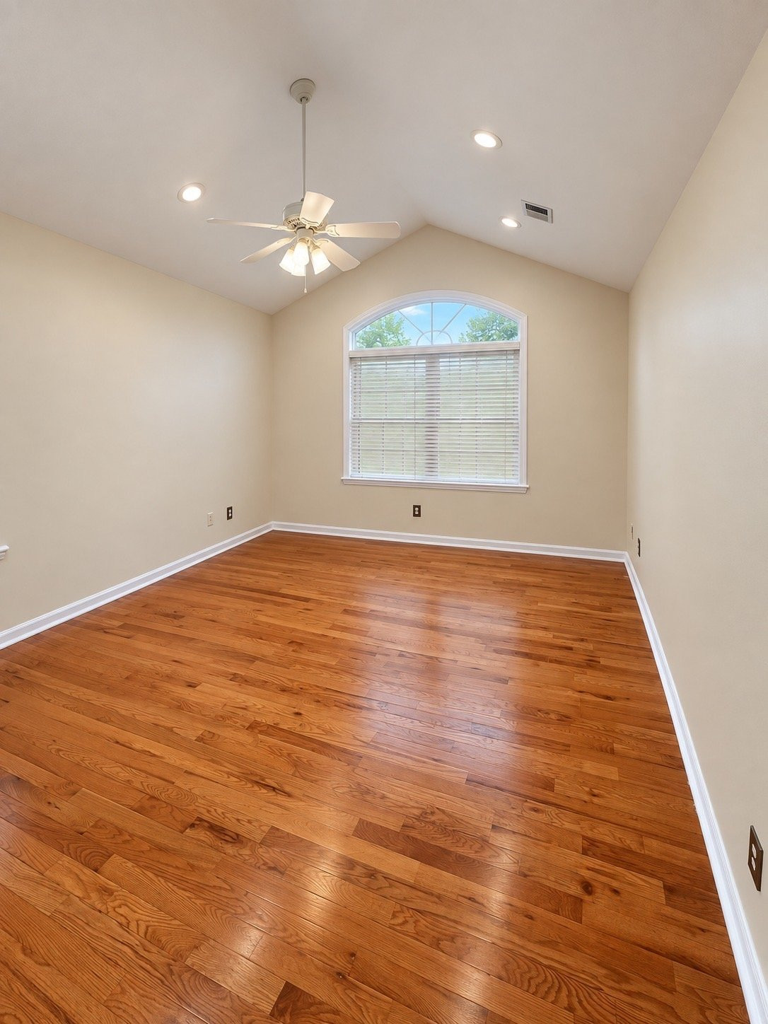 26 Rutgers Avenue Colonia NJ 07067