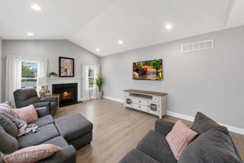 1 Prairie Lane Bayville NJ 08721