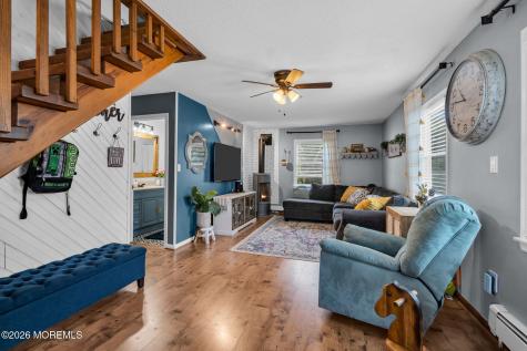 132 Topside Road Manahawkin NJ 08050