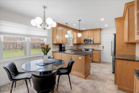 21 Prince William Road Morganville NJ 07751