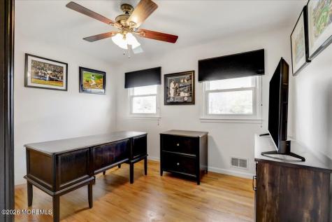 21 Prince William Road Morganville NJ 07751