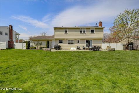 21 Prince William Road Morganville NJ 07751