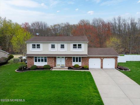 21 Prince William Road Morganville NJ 07751