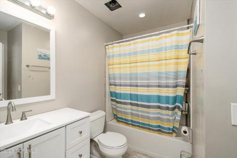180 Eva Court Jackson NJ 08527