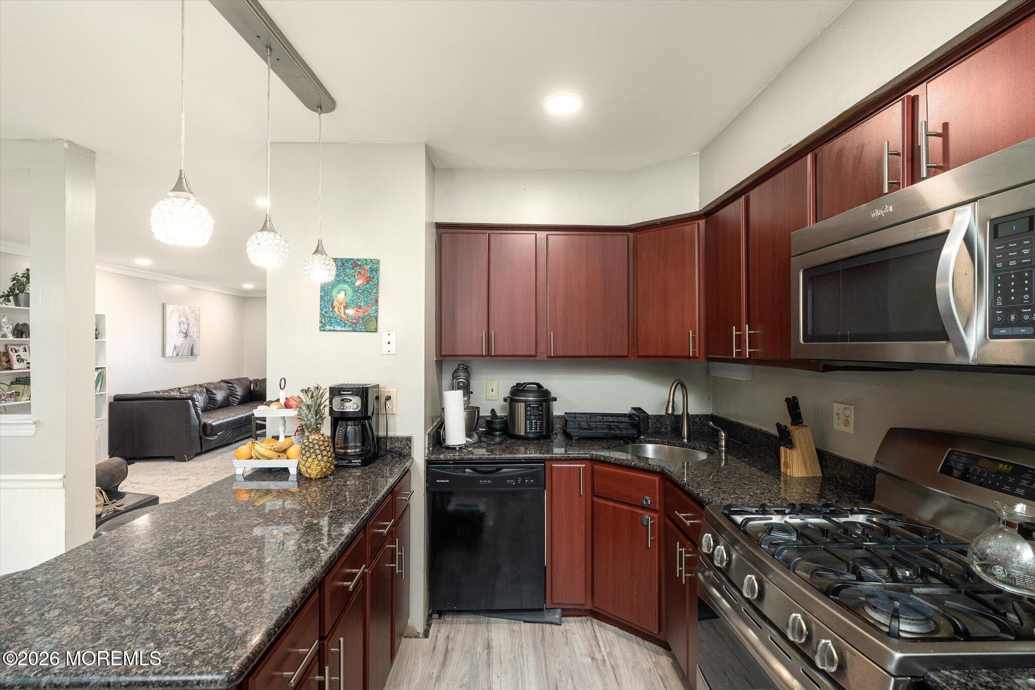 180 Eva Court Jackson NJ 08527