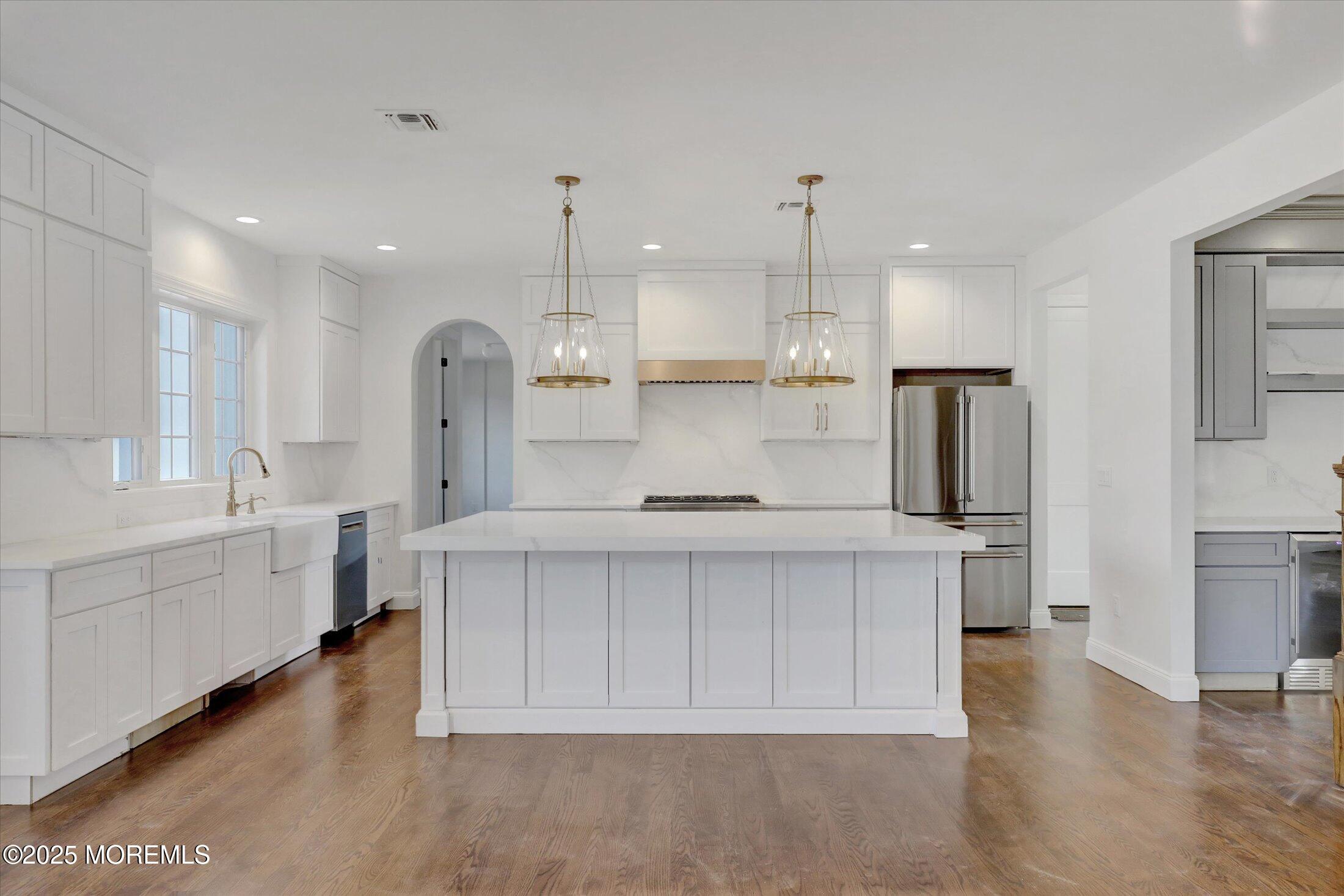 11 Cook Court Millstone NJ 08535