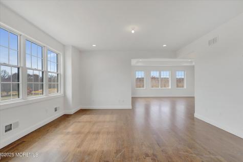 11 Cook Court Millstone NJ 08535