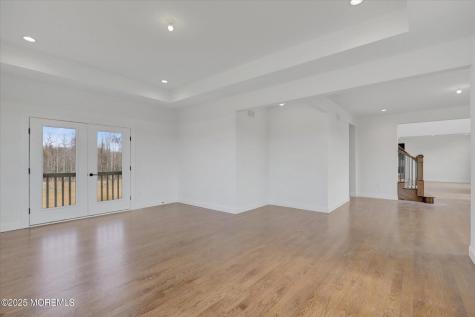 11 Cook Court Millstone NJ 08535