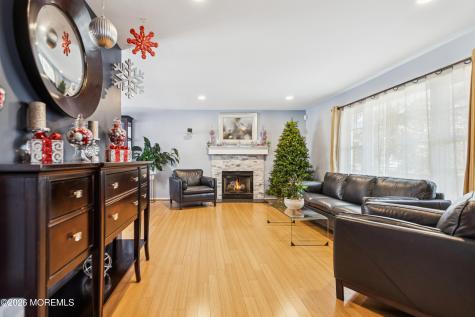 24 Netty Street Howell NJ 07731