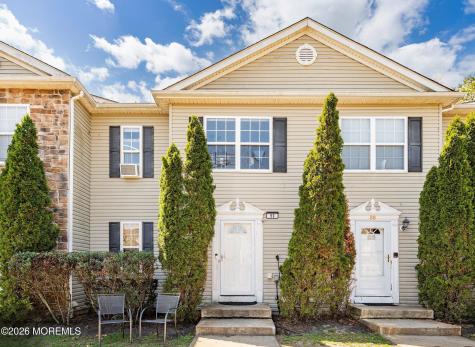 90 Aspen Court Lakewood NJ 08701