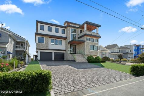 1262 Jennifer Lane Manahawkin NJ 08050