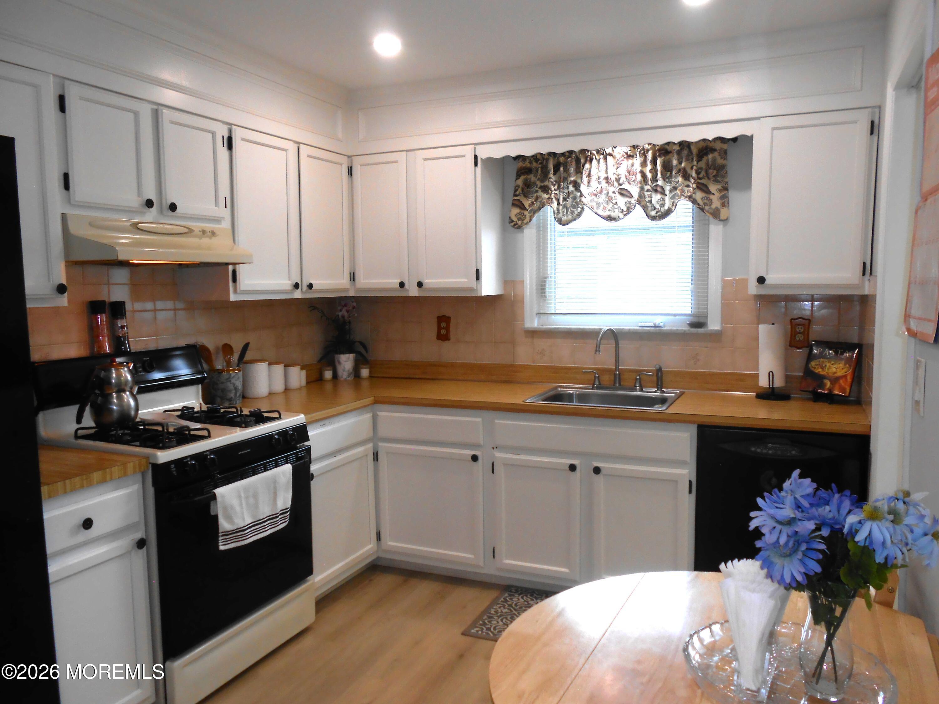 46 Woodstock Drive Toms River NJ 08753
