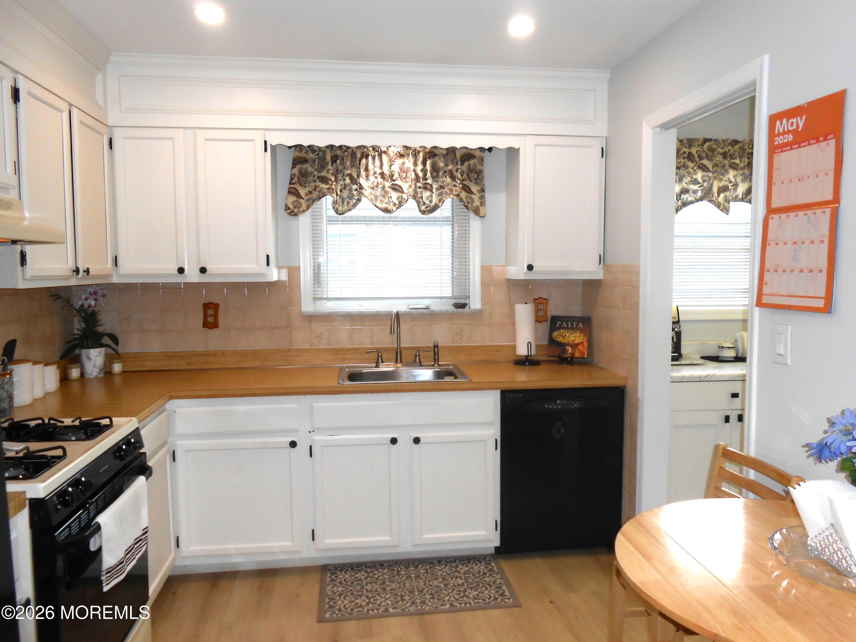 46 Woodstock Drive Toms River NJ 08753