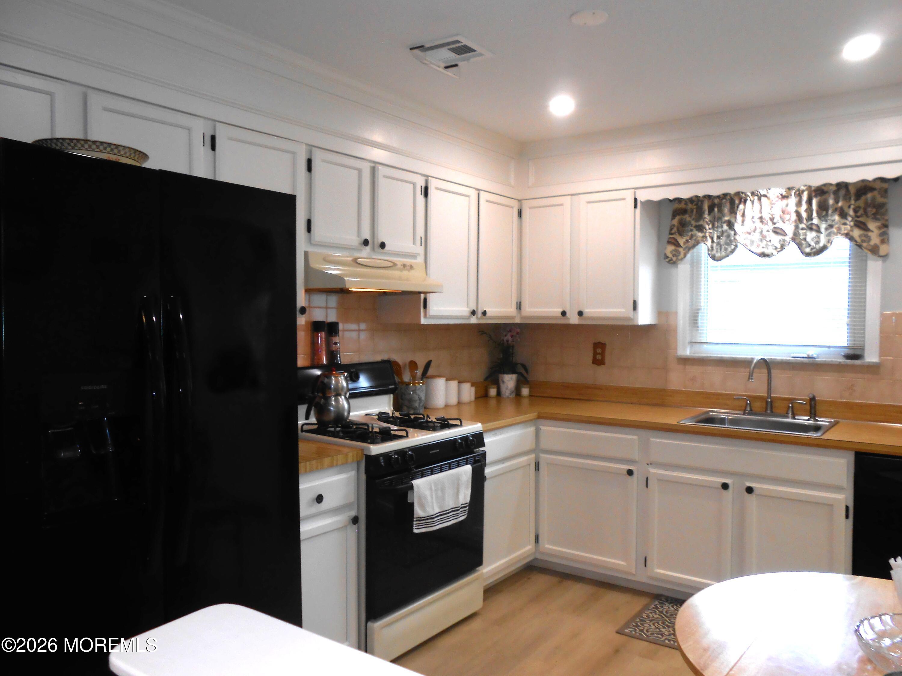 46 Woodstock Drive Toms River NJ 08753