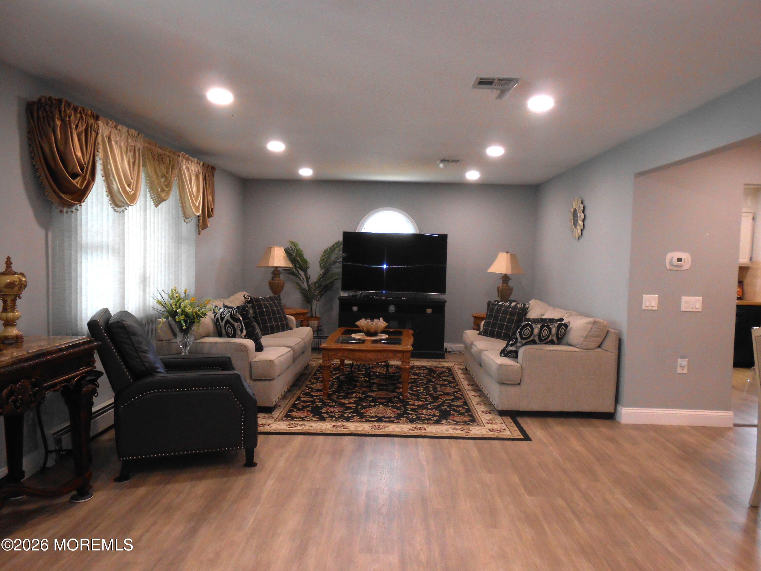 46 Woodstock Drive Toms River NJ 08753