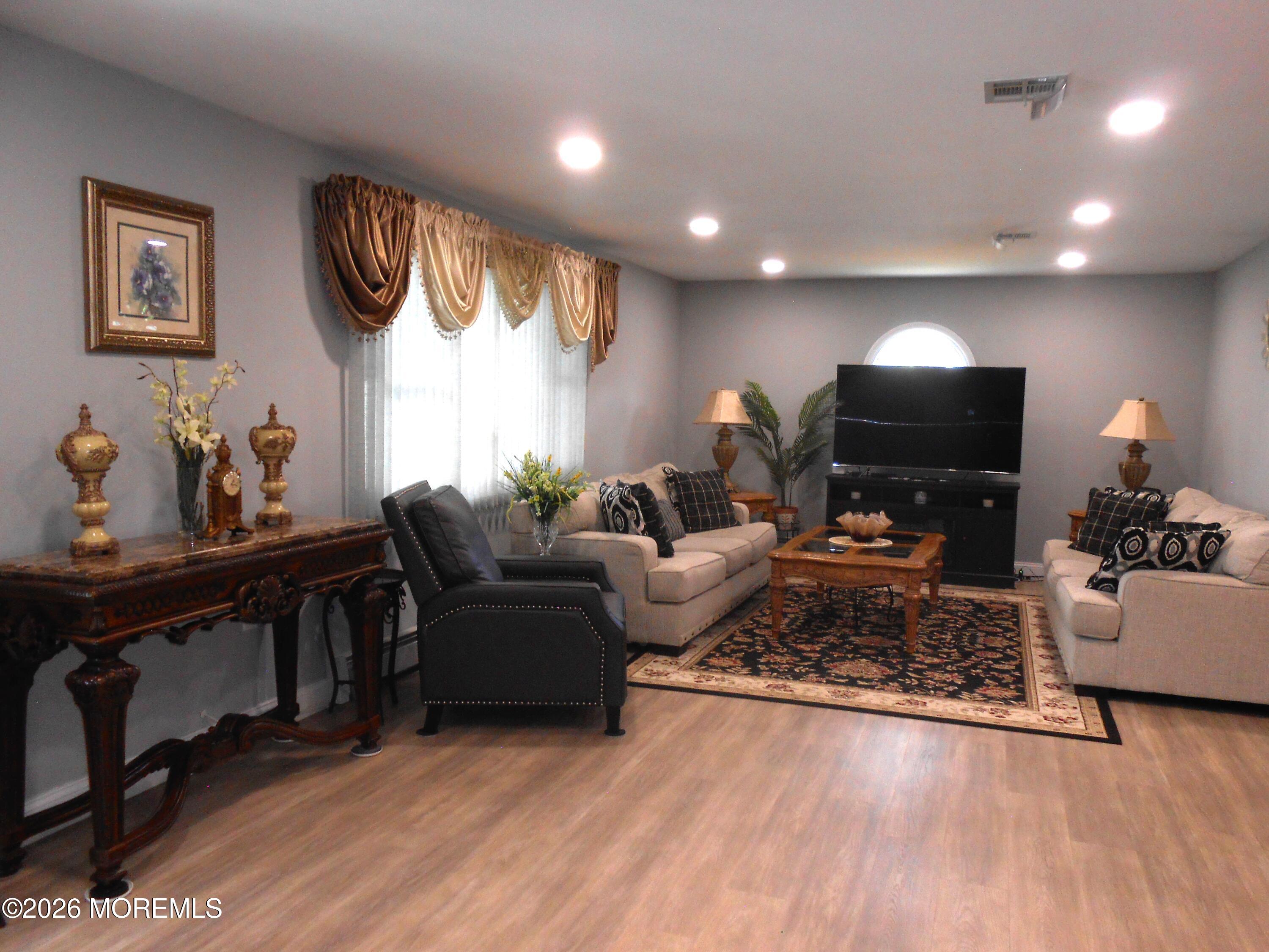 46 Woodstock Drive Toms River NJ 08753