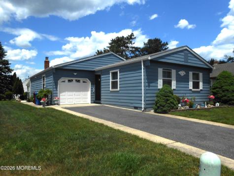 46 Woodstock Drive Toms River NJ 08757