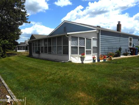 46 Woodstock Drive Toms River NJ 08757