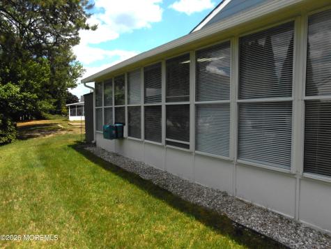 46 Woodstock Drive Toms River NJ 08757