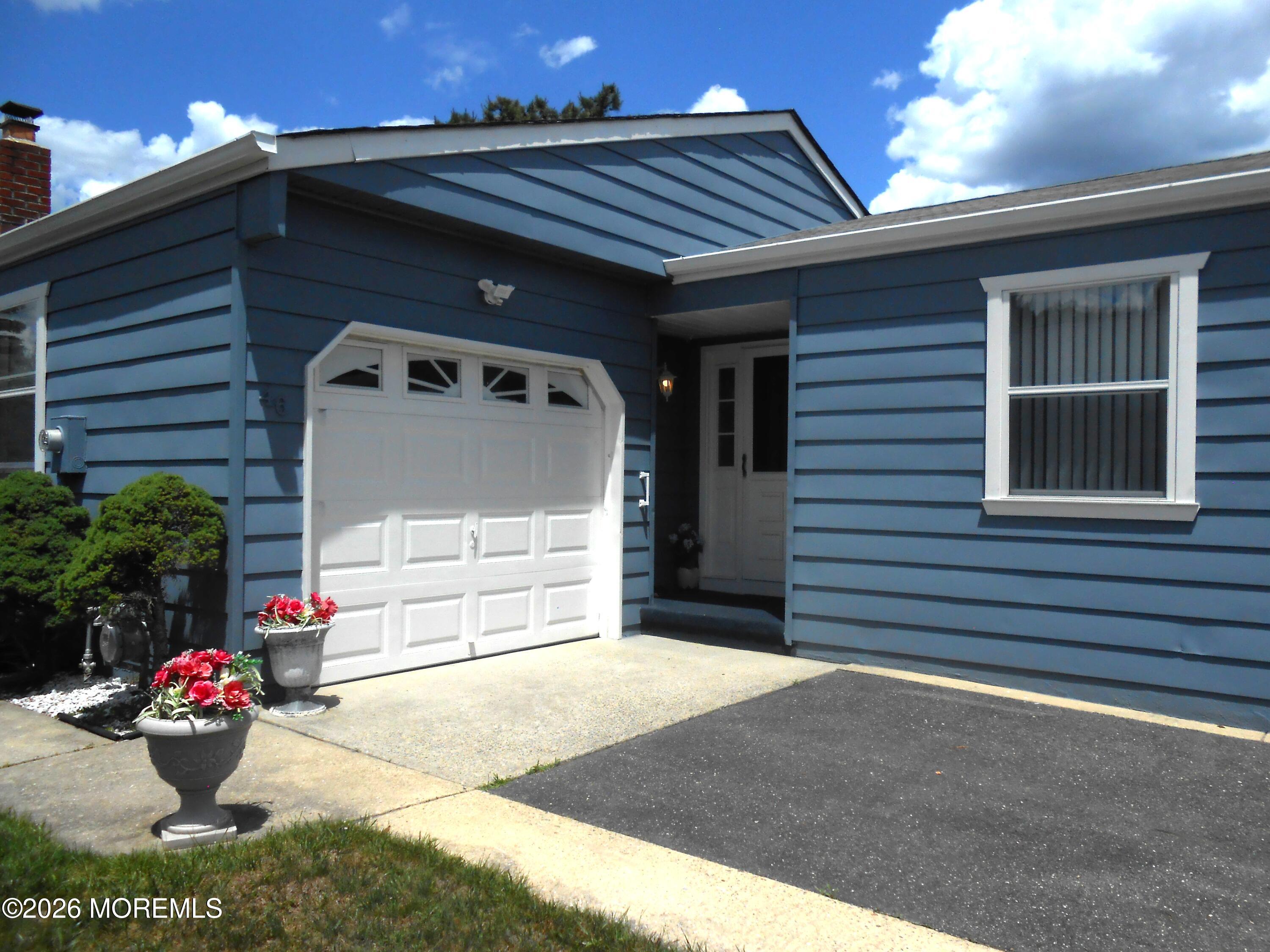 46 Woodstock Drive Toms River NJ 08753