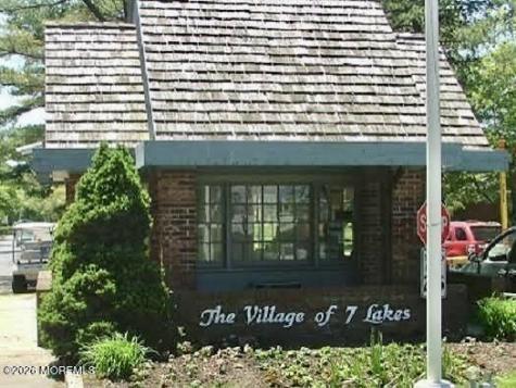 67 Dorchester Drive Lakewood NJ 08701