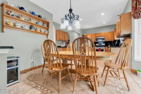 4 Quaker Hill Road Jackson NJ 08527