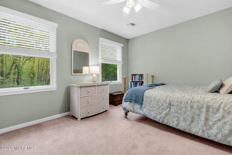 4 Quaker Hill Road Jackson NJ 08527