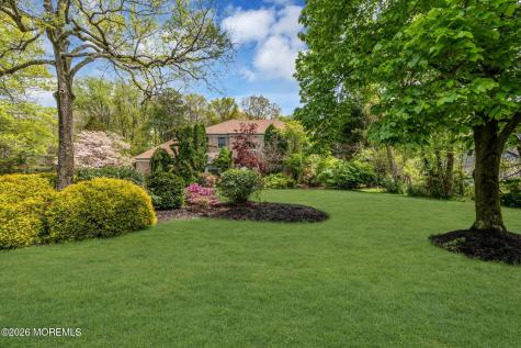 4 Quaker Hill Road Jackson NJ 08527