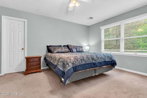 4 Quaker Hill Road Jackson NJ 08527