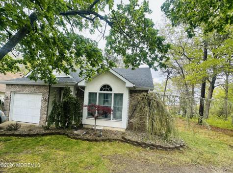 1905 Kwansan Court Toms River NJ 08755