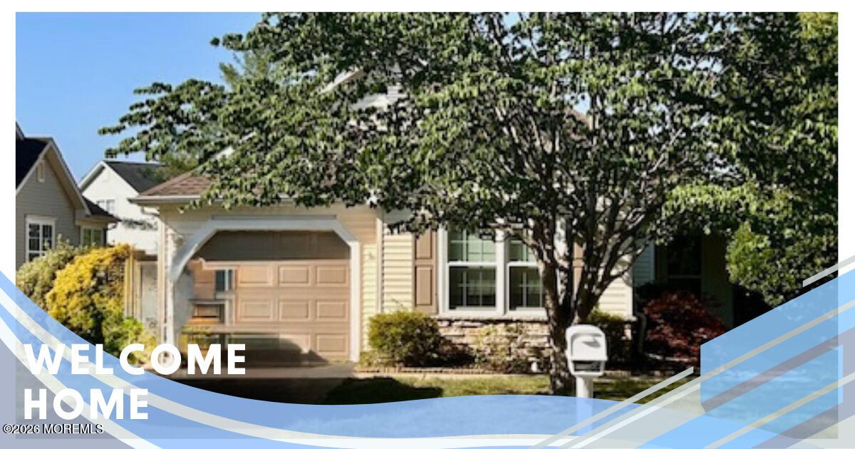 2752 Meadow Lake Drive Toms River NJ 08755