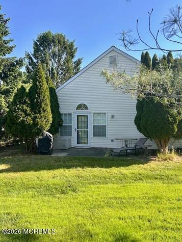 2752 Meadow Lake Drive Toms River NJ 08755