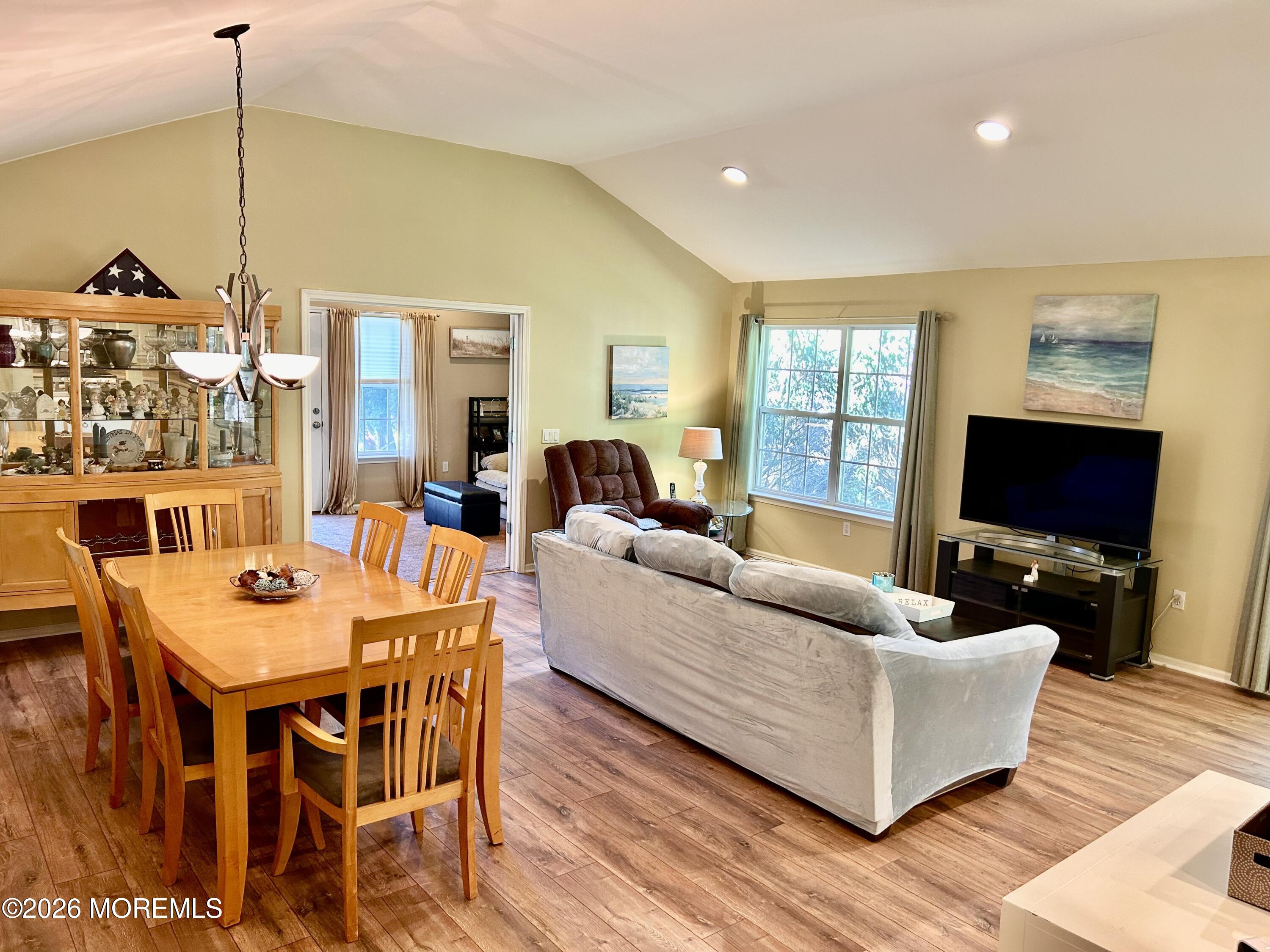 2752 Meadow Lake Drive Toms River NJ 08755