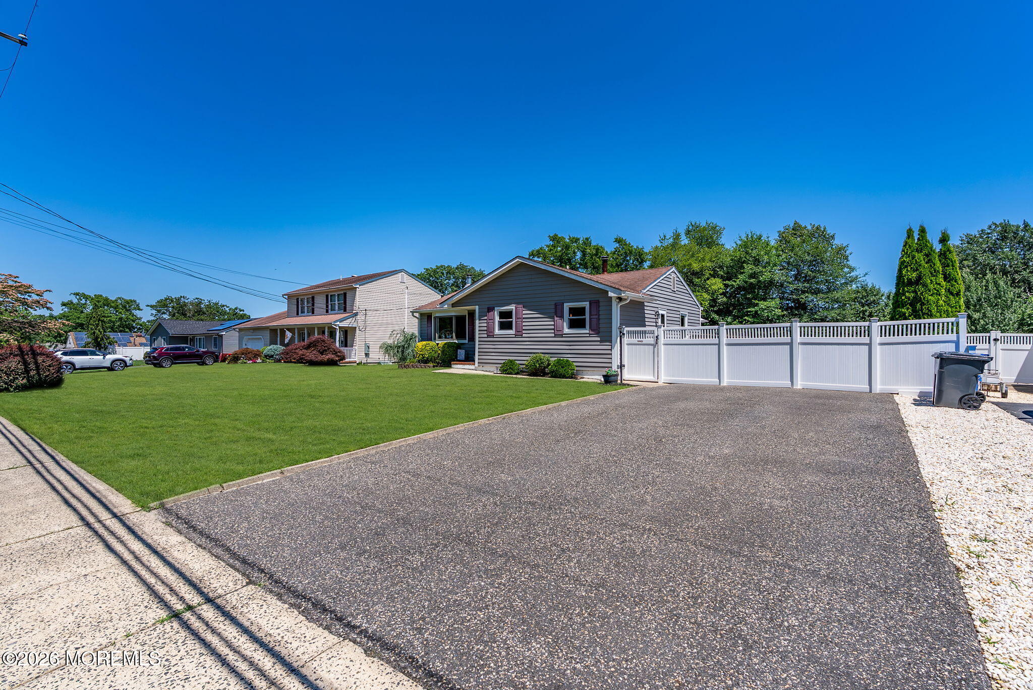 835 Vaughn Avenue Toms River NJ 08753