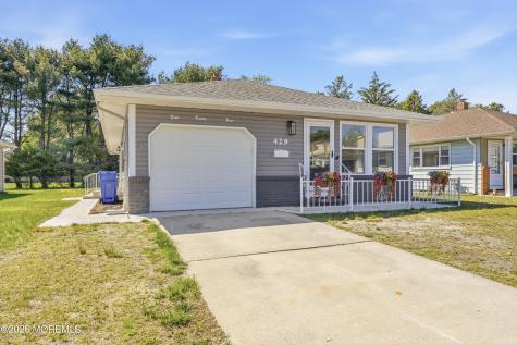 429 Saint Thomas Drive Toms River NJ 08757