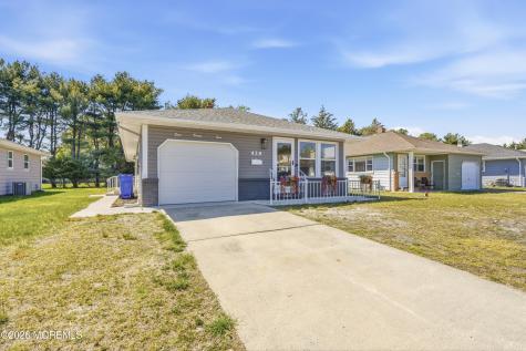 429 Saint Thomas Drive Toms River NJ 08757