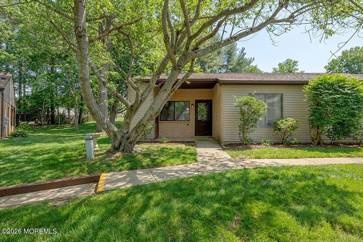 Manalapan NJ, 239 Medford Court, Unit A