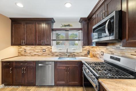 19 Tulip Drive Old Bridge NJ 08857