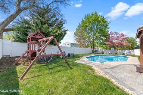 19 Tulip Drive Old Bridge NJ 08857