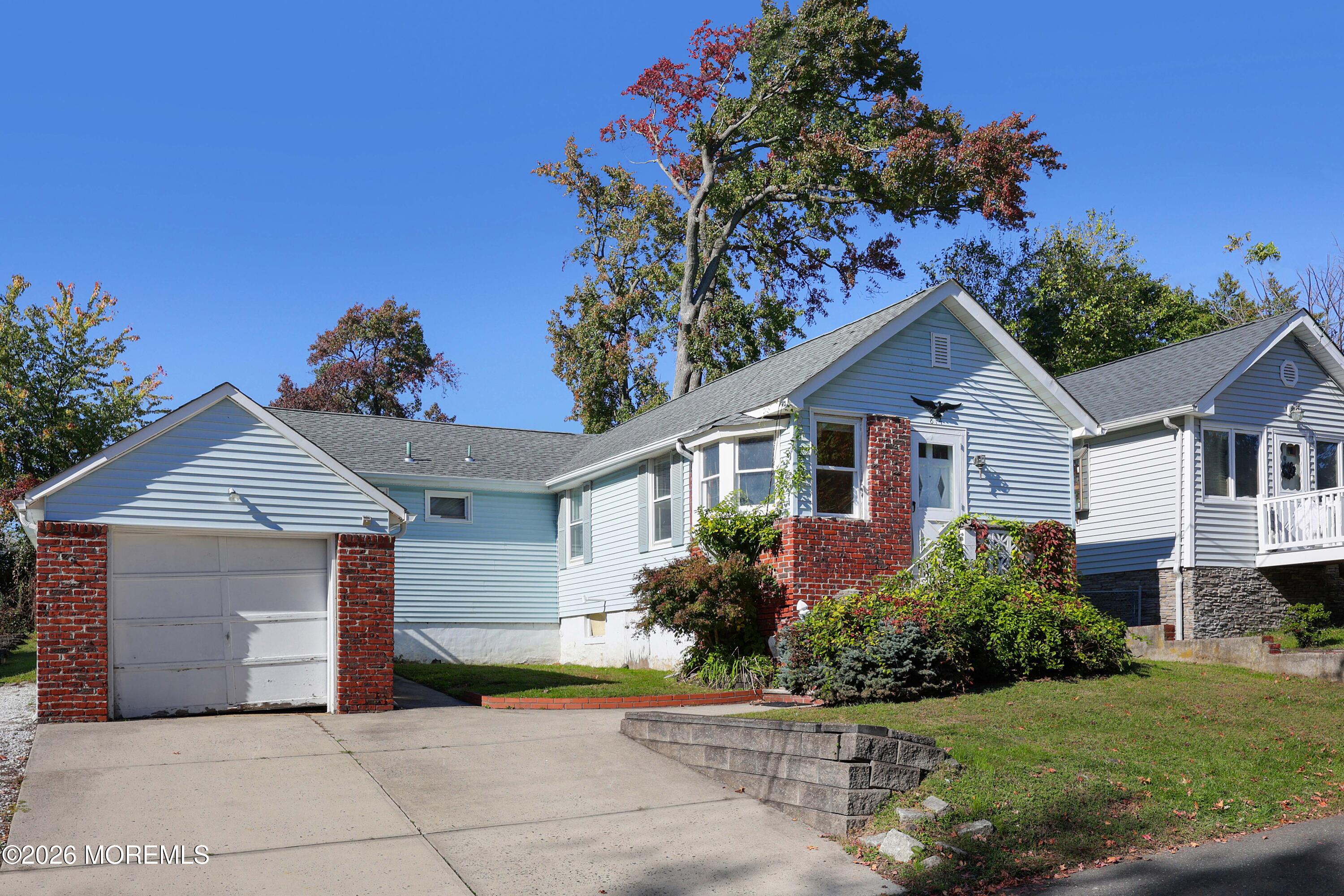 814 Forrest Avenue Laurence Harbor NJ 08879