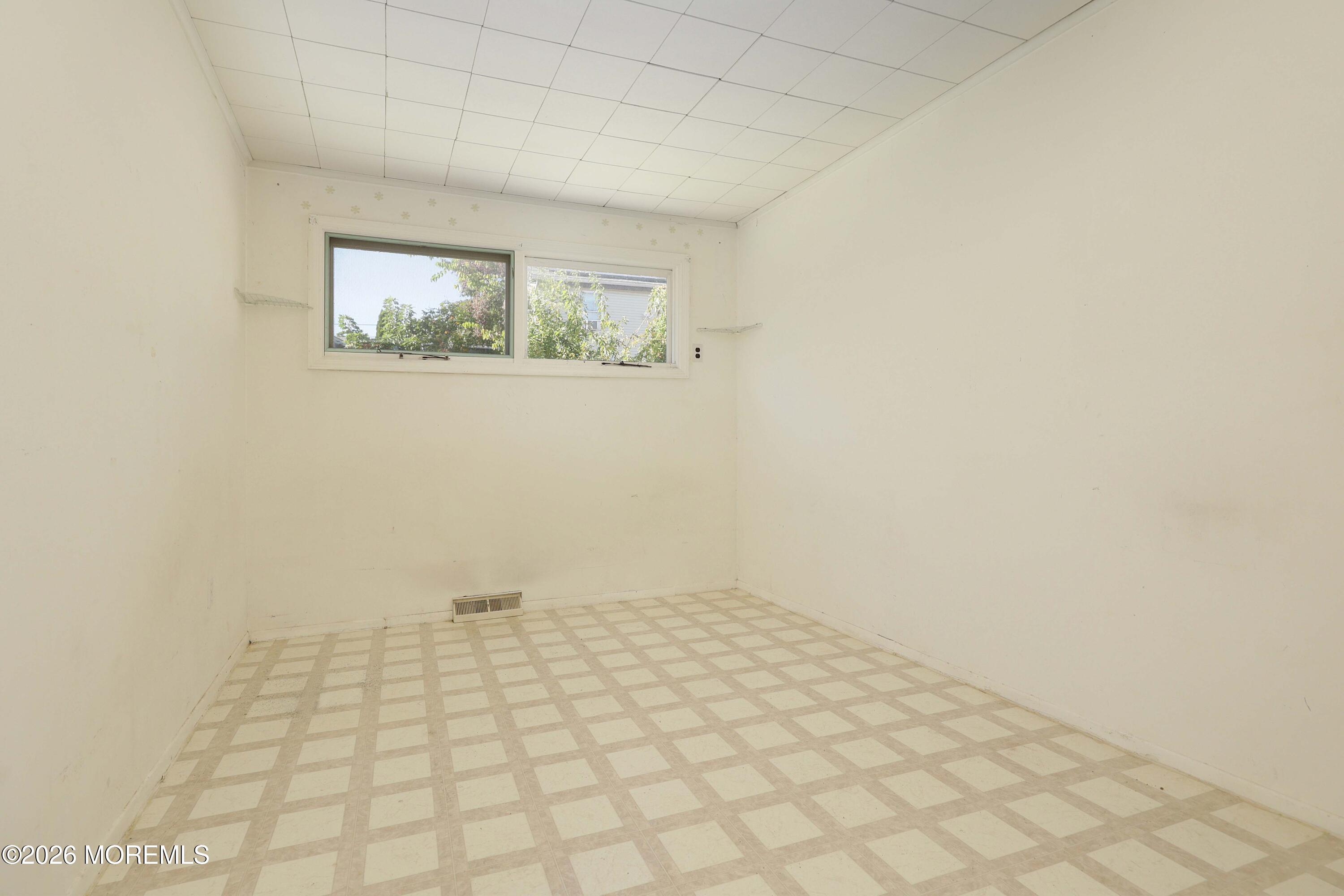 814 Forrest Avenue Laurence Harbor NJ 08879