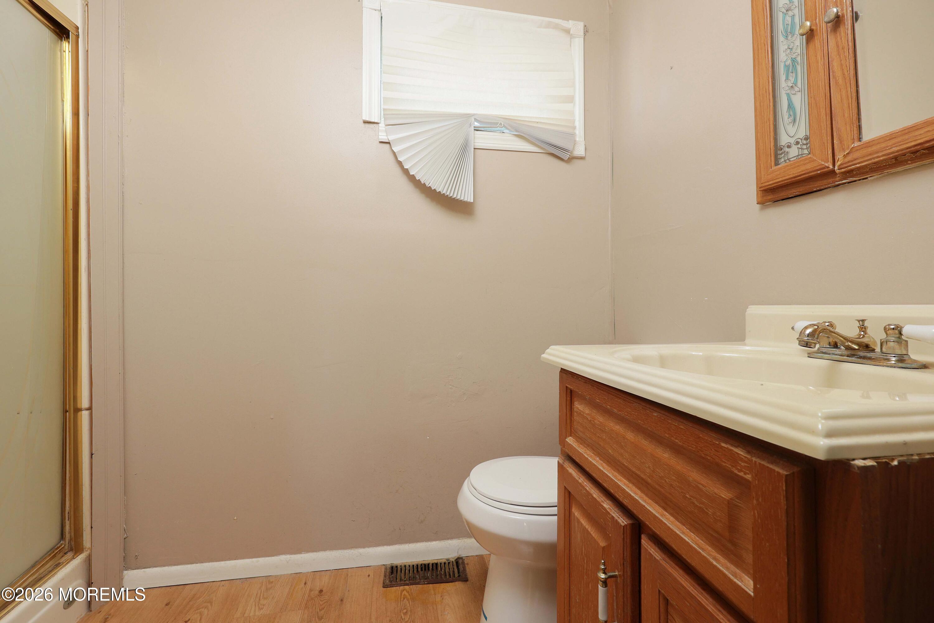 814 Forrest Avenue Laurence Harbor NJ 08879